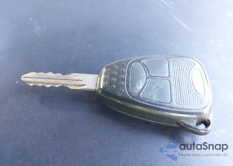 2013 Chrysler 200 Touring z USA, uszkodzony, nr VIN 1C3CCBBG0DN678058